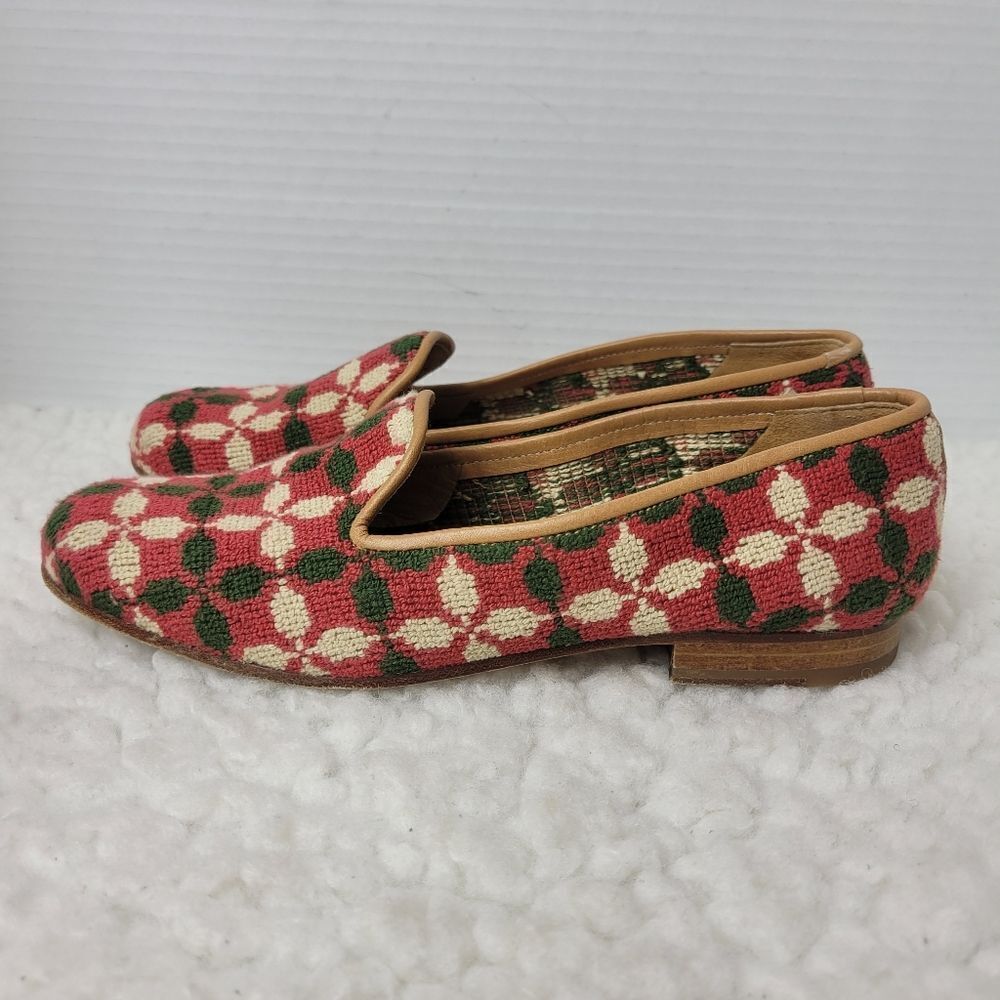 Floral Patterned Loafers - Picture 3 of 11